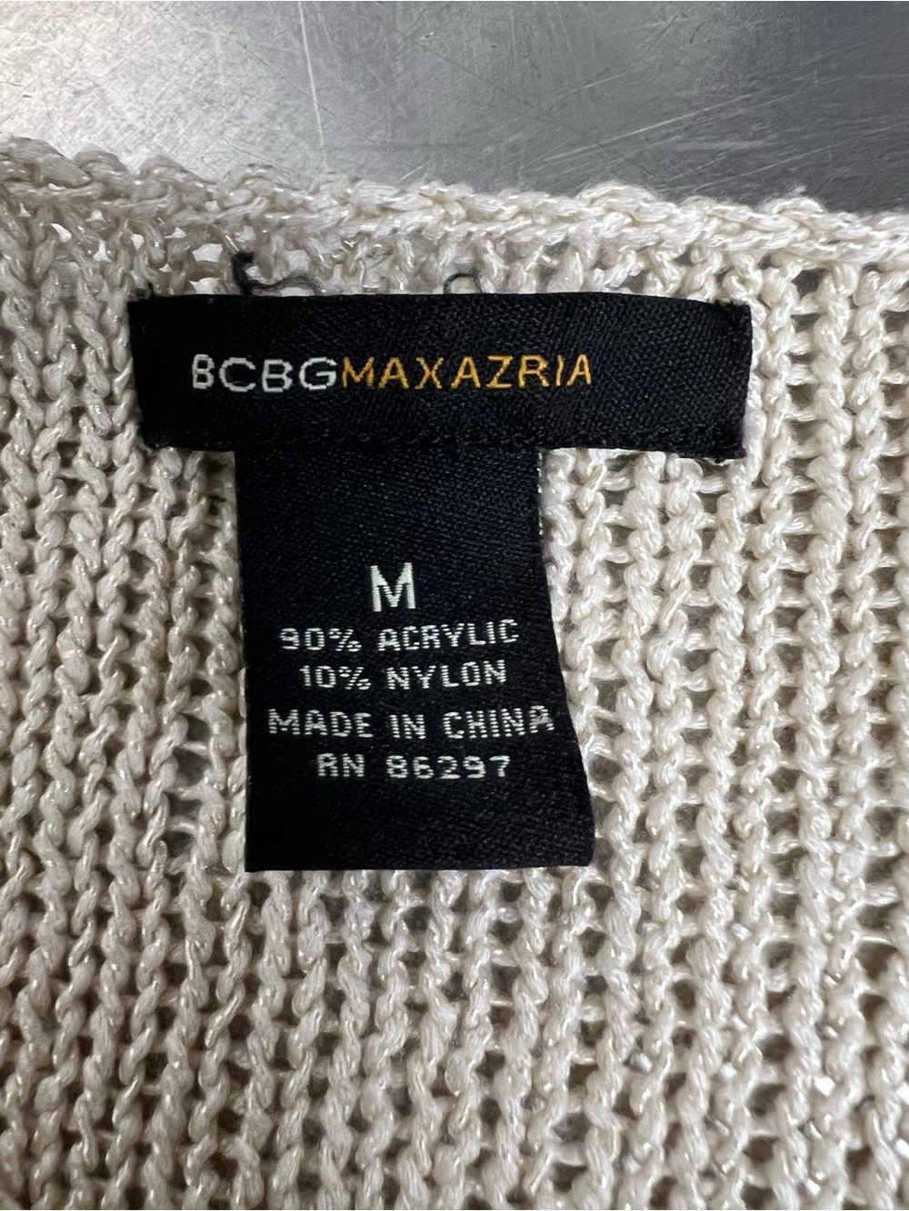 BCBG Wide Knit Tan Sweater - Size Medium - VGUC - Picture 6 of 7